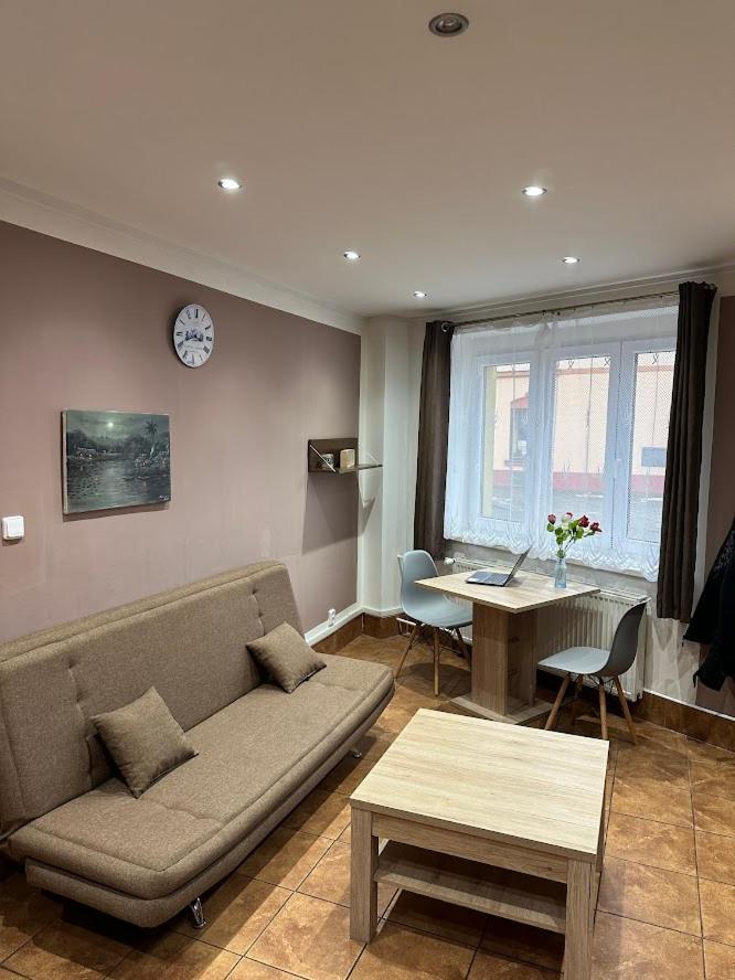 Apartamento Abc Unhošť Exterior foto